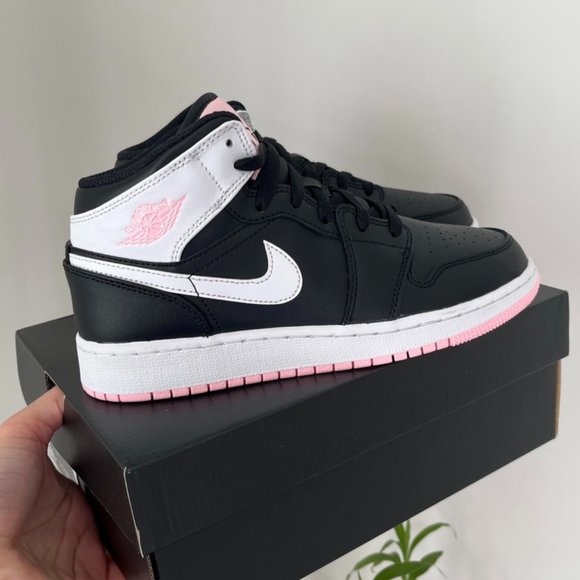 Nike Air Jordan 1 Arctic Light Pink Punch - Picture 2 of 6